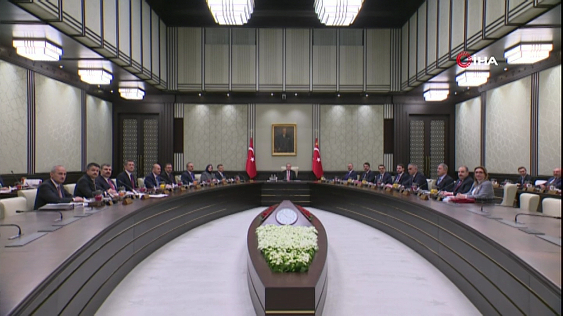 Hikûmeta Tirkiyê, bi armanca gotubêjkirina encamên hilbijartinan civiya